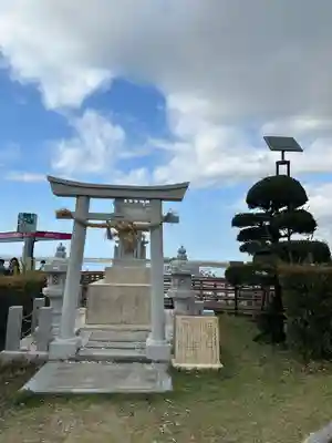 瀬長島龍宮社(沖縄県)