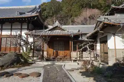 龍済寺の本殿・本堂