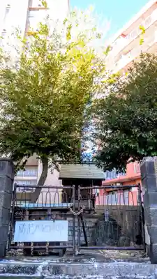 白山社の本殿・本堂