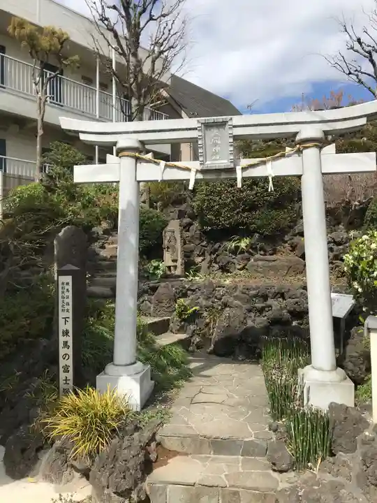 浅間神社の鳥居