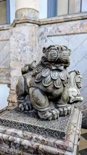 築地本願寺（本願寺築地別院）の像