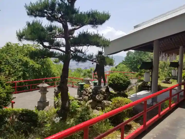 松尾宇蛇神社・白蛇神社の庭園