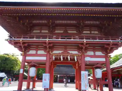津島神社の山門・神門
