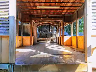 折戸八幡社の本殿・本堂