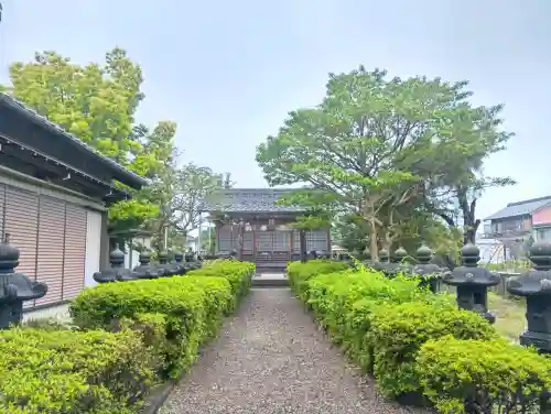 天王神社の{uncategorized: "未分類", other: "その他", undefined: "問題あり", building: "その他建物", grave: "お墓", sacred_gate: "鳥居", guardian: "狛犬", statue: "像", buddha: "仏像", history: "歴史", nature: "自然", garden: "庭園", animal: "動物", pagoda: "塔", temizu: "手水舎", mountain_gate: "山門・神門", sanctuary: "本殿・本堂", subordinate: "末社・摂社", art: "芸術", scenery: "景色", jizo: "地蔵", ema: "絵馬", goshuin: "御朱印", omikuji: "おみくじ", items: "授与品その他", amulet: "お守り", goshuincho: "御朱印帳", eats: "食事", festival: "お祭り", votive_dance: "神楽", shichigosan: "七五三参", wedding: "結婚式", experience: "体験その他", initially: "初詣", around: "周辺", anti_infection: "感染症対策"}