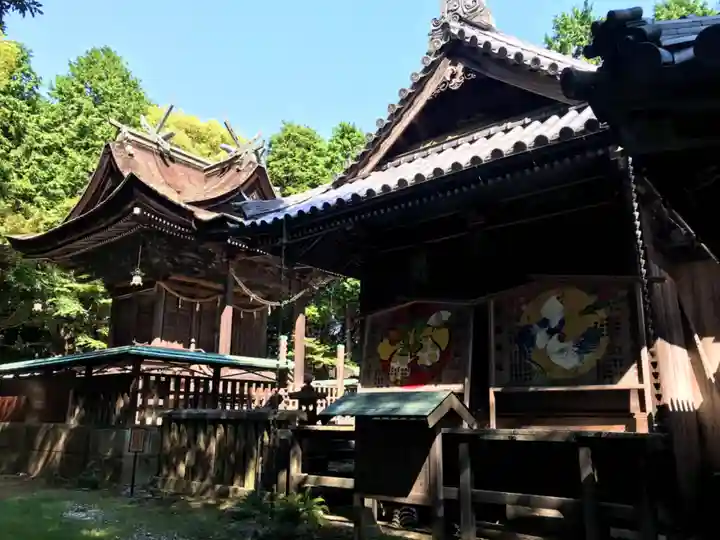 牛窓神社の本殿・本堂