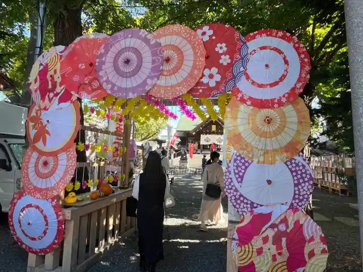 札幌諏訪神社の山門・神門