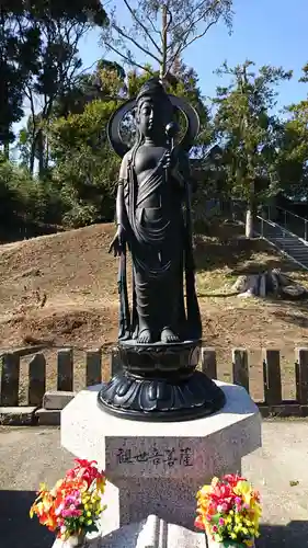 白山神社の仏像