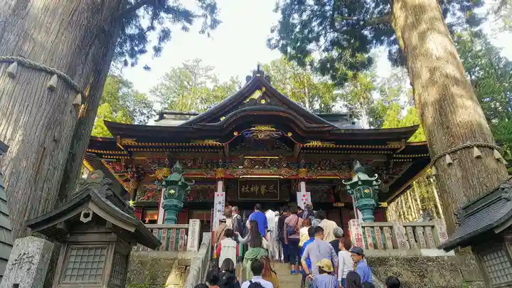 三峯神社の本殿・本堂