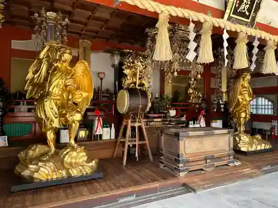 高尾山薬王院の本殿・本堂