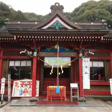 加紫久利神社の本殿・本堂