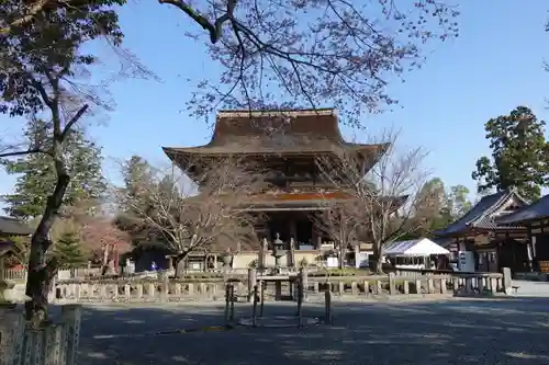 金峯山寺の本殿・本堂