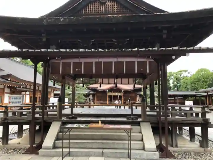 城南宮の本殿・本堂