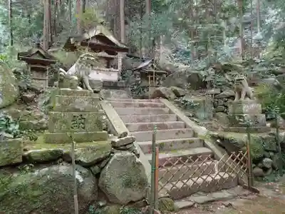 石上神社の本殿・本堂
