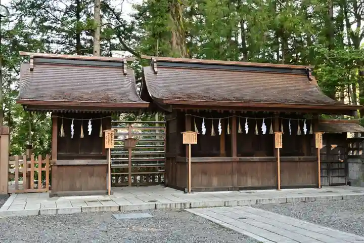 諏訪大社下社秋宮(長野県)