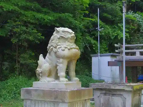 甘縄神明神社（甘縄神明宮）の狛犬