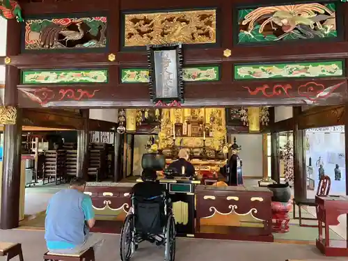 長徳寺の本殿