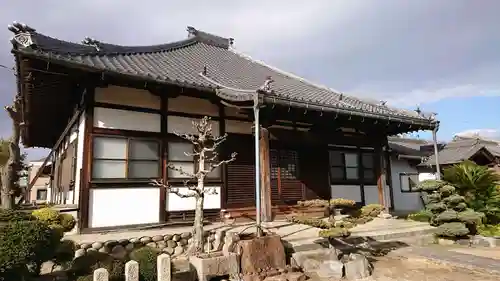 正覚寺の本殿・本堂
