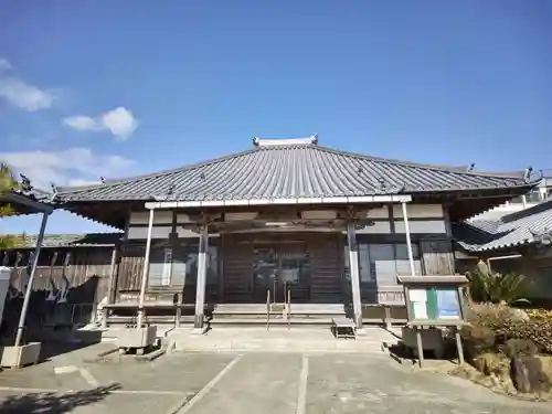 西方寺の本殿・本堂
