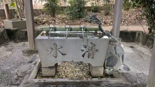 上地八幡宮の{uncategorized: "未分類", other: "その他", undefined: "問題あり", building: "その他建物", grave: "お墓", sacred_gate: "鳥居", guardian: "狛犬", statue: "像", buddha: "仏像", history: "歴史", nature: "自然", garden: "庭園", animal: "動物", pagoda: "塔", temizu: "手水舎", mountain_gate: "山門・神門", sanctuary: "本殿・本堂", subordinate: "末社・摂社", art: "芸術", scenery: "景色", jizo: "地蔵", ema: "絵馬", goshuin: "御朱印", omikuji: "おみくじ", items: "授与品その他", amulet: "お守り", goshuincho: "御朱印帳", eats: "食事", festival: "お祭り", votive_dance: "神楽", shichigosan: "七五三参", wedding: "結婚式", experience: "体験その他", initially: "初詣", around: "周辺", anti_infection: "感染症対策"}
