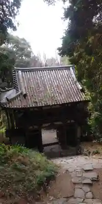 総見寺の山門・神門