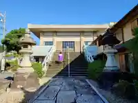 興蓮寺の本殿・本堂