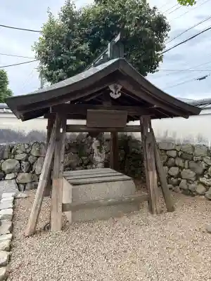 生源寺の{uncategorized: "未分類", other: "その他", undefined: "問題あり", building: "その他建物", grave: "お墓", sacred_gate: "鳥居", guardian: "狛犬", statue: "像", buddha: "仏像", history: "歴史", nature: "自然", garden: "庭園", animal: "動物", pagoda: "塔", temizu: "手水舎", mountain_gate: "山門・神門", sanctuary: "本殿・本堂", subordinate: "末社・摂社", art: "芸術", scenery: "景色", jizo: "地蔵", ema: "絵馬", goshuin: "御朱印", omikuji: "おみくじ", items: "授与品その他", amulet: "お守り", goshuincho: "御朱印帳", eats: "食事", festival: "お祭り", votive_dance: "神楽", shichigosan: "七五三参", wedding: "結婚式", experience: "体験その他", initially: "初詣", around: "周辺", anti_infection: "感染症対策"}