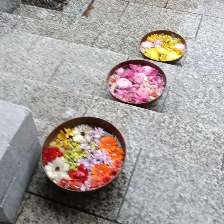 彌彦神社 (伊夜日子神社)の庭園