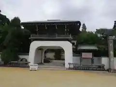 智禅寺の山門
