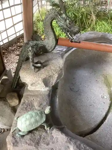 伊奴神社の手水舎