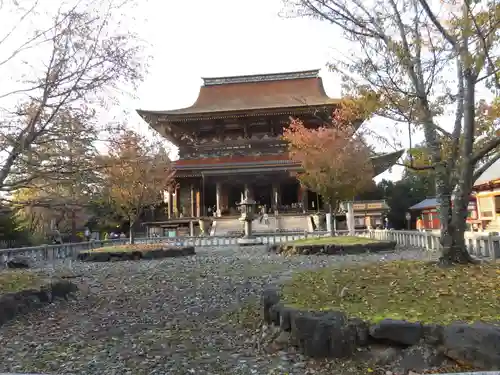 金峯山寺の本殿・本堂