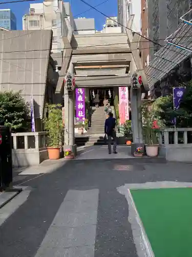 烏森神社の鳥居