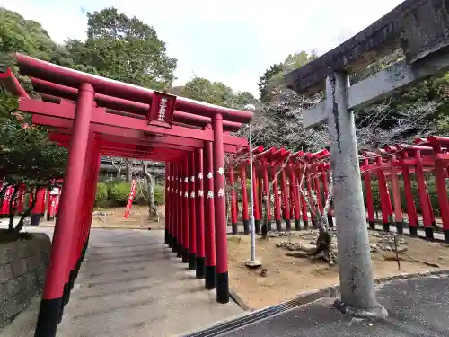 宮地嶽神社の末社・摂社