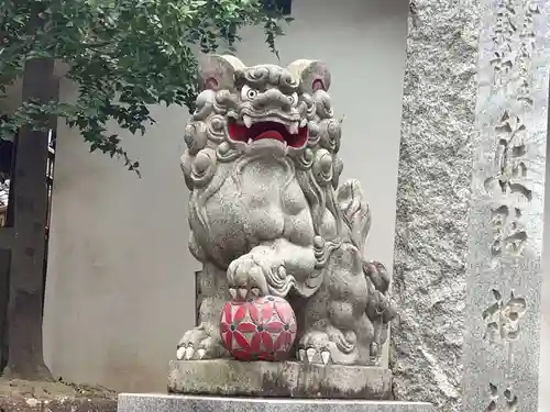 師岡熊野神社の狛犬