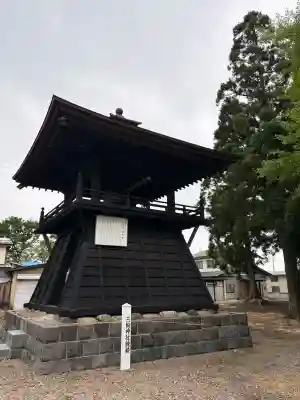 三輪神社の{uncategorized: "未分類", other: "その他", undefined: "問題あり", building: "その他建物", grave: "お墓", sacred_gate: "鳥居", guardian: "狛犬", statue: "像", buddha: "仏像", history: "歴史", nature: "自然", garden: "庭園", animal: "動物", pagoda: "塔", temizu: "手水舎", mountain_gate: "山門・神門", sanctuary: "本殿・本堂", subordinate: "末社・摂社", art: "芸術", scenery: "景色", jizo: "地蔵", ema: "絵馬", goshuin: "御朱印", omikuji: "おみくじ", items: "授与品その他", amulet: "お守り", goshuincho: "御朱印帳", eats: "食事", festival: "お祭り", votive_dance: "神楽", shichigosan: "七五三参", wedding: "結婚式", experience: "体験その他", initially: "初詣", around: "周辺", anti_infection: "感染症対策"}