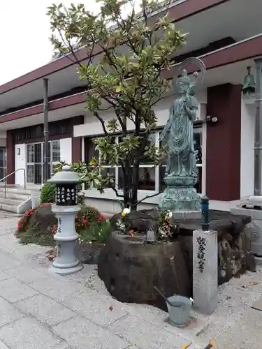 常楽寺の本殿・本堂