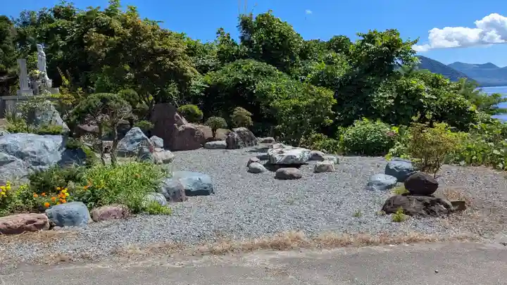 洞爺寺の庭園