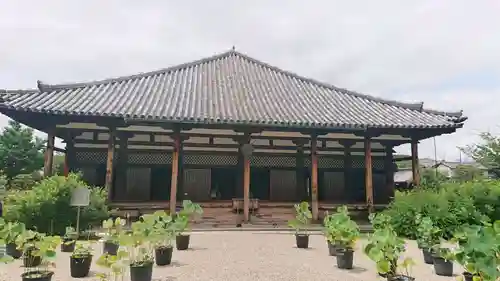 元興寺の本殿・本堂