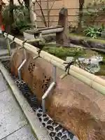 安井金比羅宮の手水舎