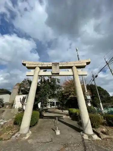 六社神社の鳥居