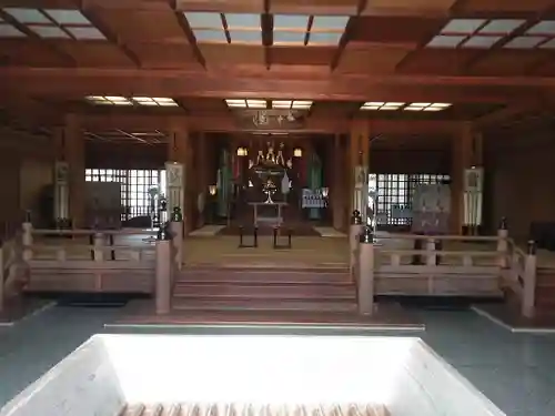 亀山八幡宮の本殿・本堂