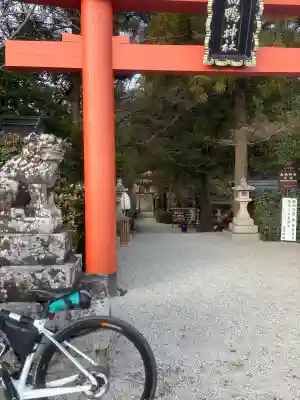 高鴨神社の{uncategorized: "未分類", other: "その他", undefined: "問題あり", building: "その他建物", grave: "お墓", sacred_gate: "鳥居", guardian: "狛犬", statue: "像", buddha: "仏像", history: "歴史", nature: "自然", garden: "庭園", animal: "動物", pagoda: "塔", temizu: "手水舎", mountain_gate: "山門・神門", sanctuary: "本殿・本堂", subordinate: "末社・摂社", art: "芸術", scenery: "景色", jizo: "地蔵", ema: "絵馬", goshuin: "御朱印", omikuji: "おみくじ", items: "授与品その他", amulet: "お守り", goshuincho: "御朱印帳", eats: "食事", festival: "お祭り", votive_dance: "神楽", shichigosan: "七五三参", wedding: "結婚式", experience: "体験その他", initially: "初詣", around: "周辺", anti_infection: "感染症対策"}