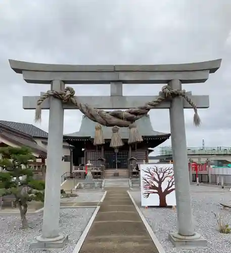 眞中神社の鳥居