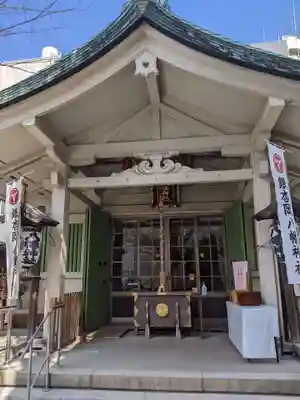 銀杏岡八幡神社の本殿・本堂