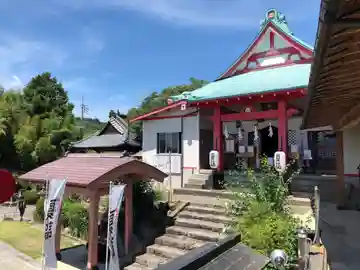 差出磯大嶽山神社 仕事と健康と厄よけの神さまの本殿・本堂