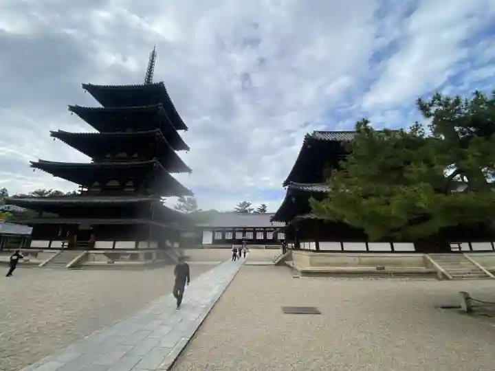 法隆寺の{uncategorized: "未分類", other: "その他", undefined: "問題あり", building: "その他建物", grave: "お墓", sacred_gate: "鳥居", guardian: "狛犬", statue: "像", buddha: "仏像", history: "歴史", nature: "自然", garden: "庭園", animal: "動物", pagoda: "塔", temizu: "手水舎", mountain_gate: "山門・神門", sanctuary: "本殿・本堂", subordinate: "末社・摂社", art: "芸術", scenery: "景色", jizo: "地蔵", ema: "絵馬", goshuin: "御朱印", omikuji: "おみくじ", items: "授与品その他", amulet: "お守り", goshuincho: "御朱印帳", eats: "食事", festival: "お祭り", votive_dance: "神楽", shichigosan: "七五三参", wedding: "結婚式", experience: "体験その他", initially: "初詣", around: "周辺", anti_infection: "感染症対策"}