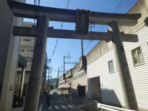 呉服神社の鳥居