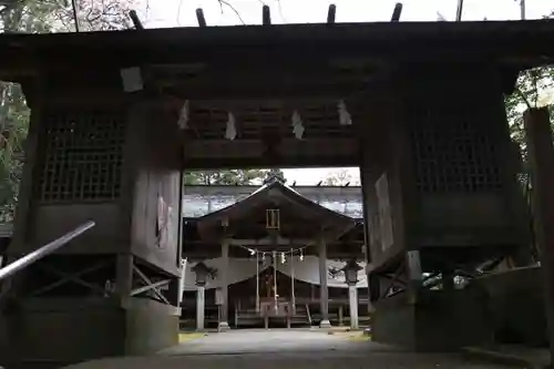 王宮伊豆神社の山門・神門