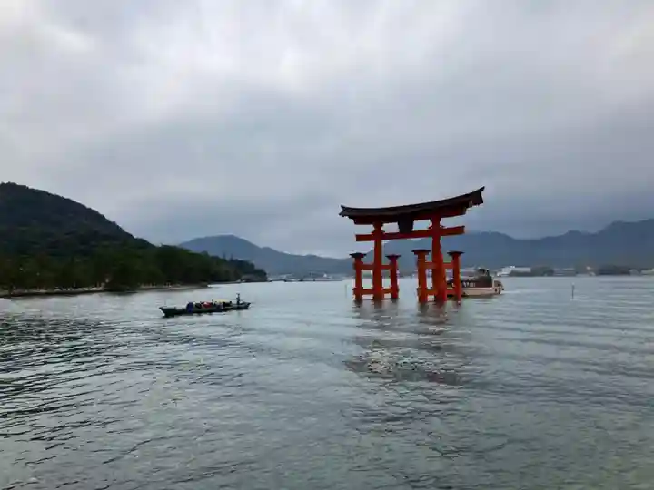 厳島神社(広島県)
