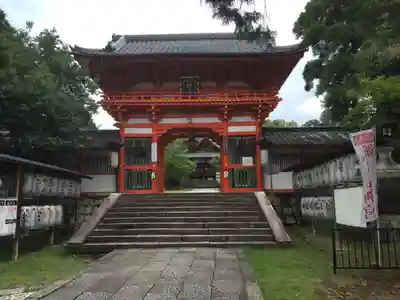 新日吉神宮の山門・神門